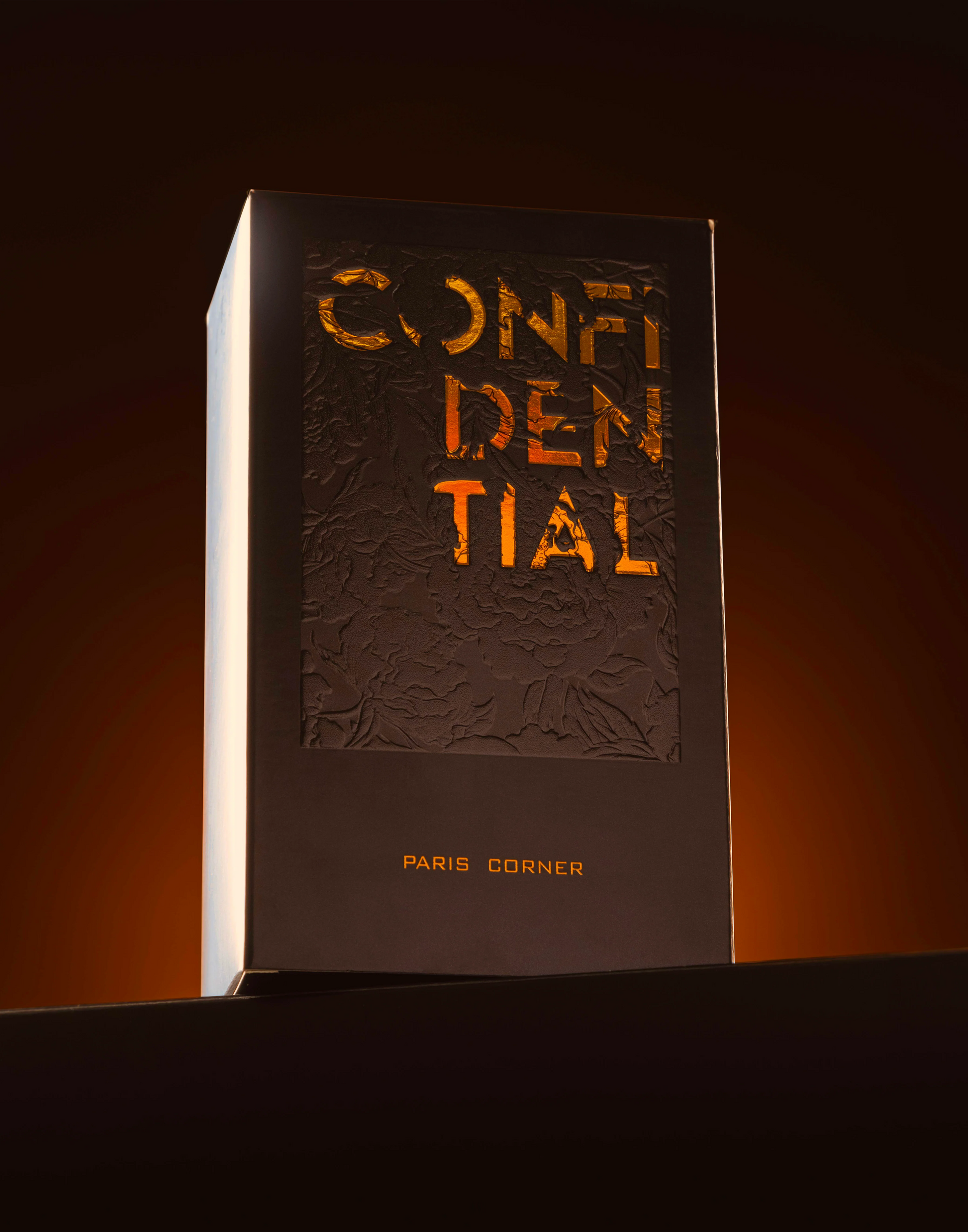 Confidential Paris Corner